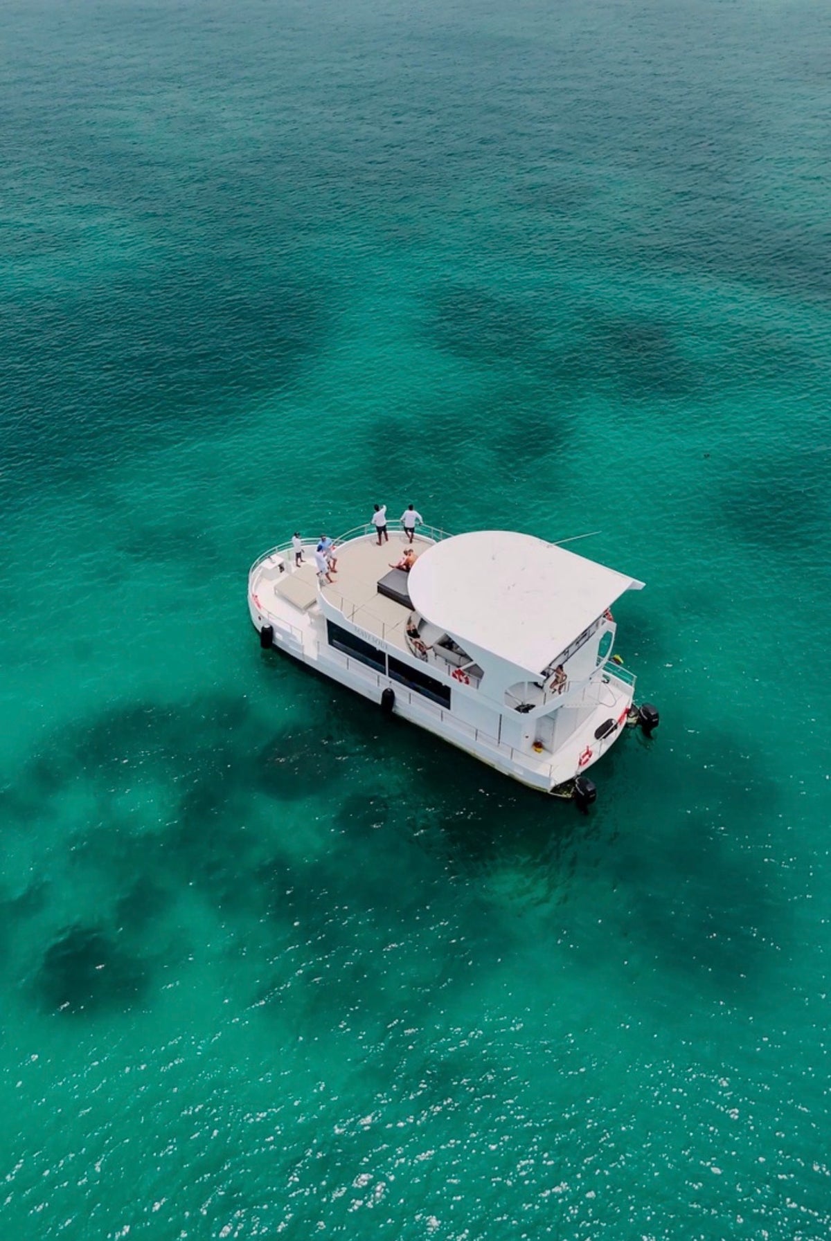 CATAMARAN | 40 PERSONAS