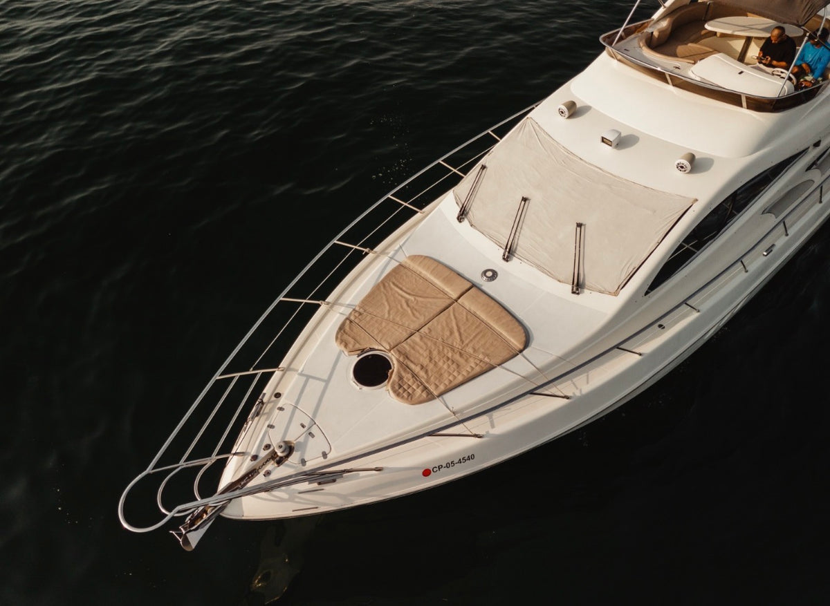 AZIMUT 55FT - 20 PAX (FESTIVAL)