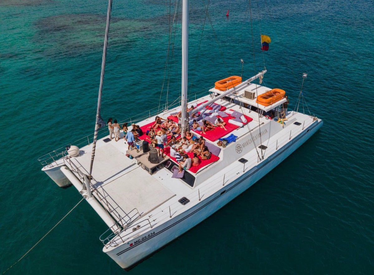 CATAMARAN  | 56 PERSONAS