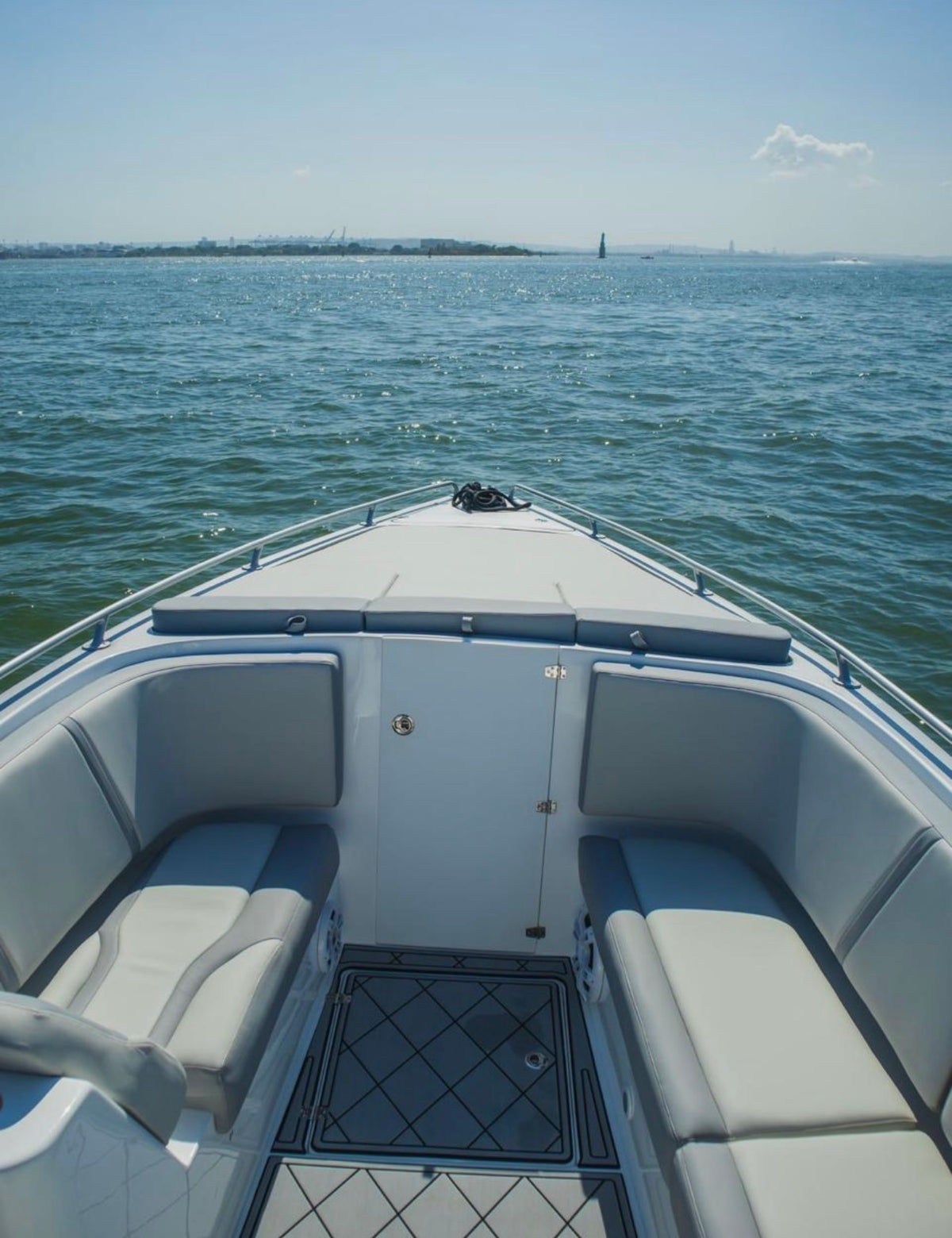 BOTE LUJO 38FT - 14 PERSONAS