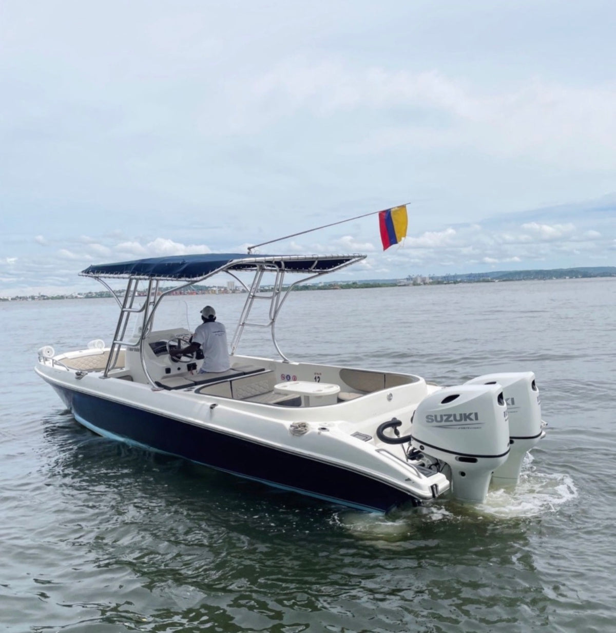 BOTE DE LUJO | 10 PERSONAS