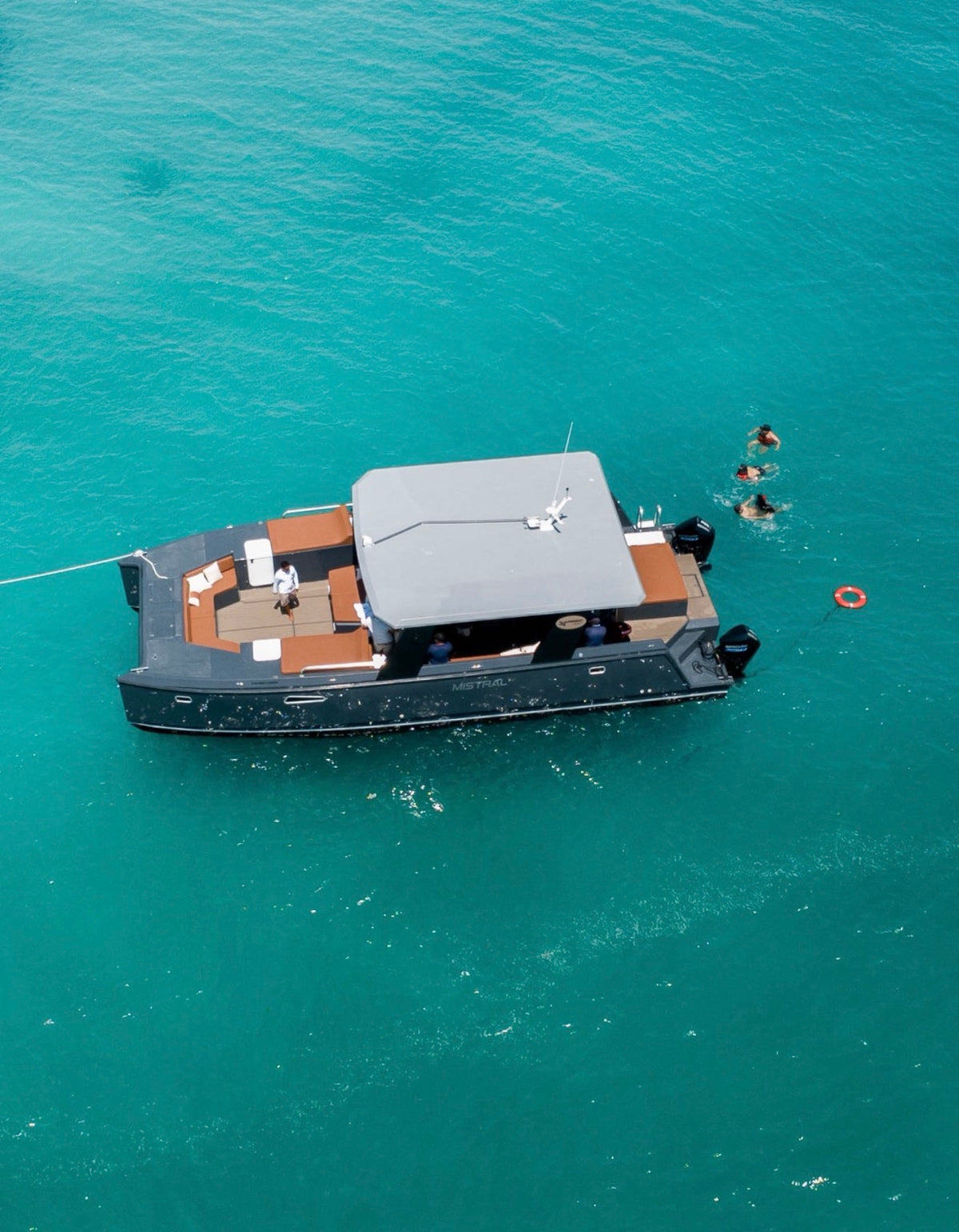 CATAMARAN | 40 PERSONAS