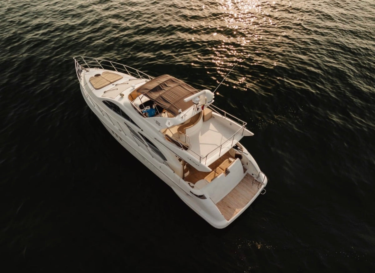 AZIMUT 55FT - 20 PAX (FESTIVAL)