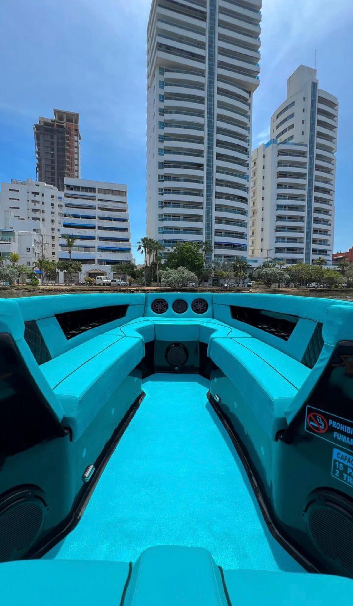 BOTE DEPORTIVO | 12 PERSONAS