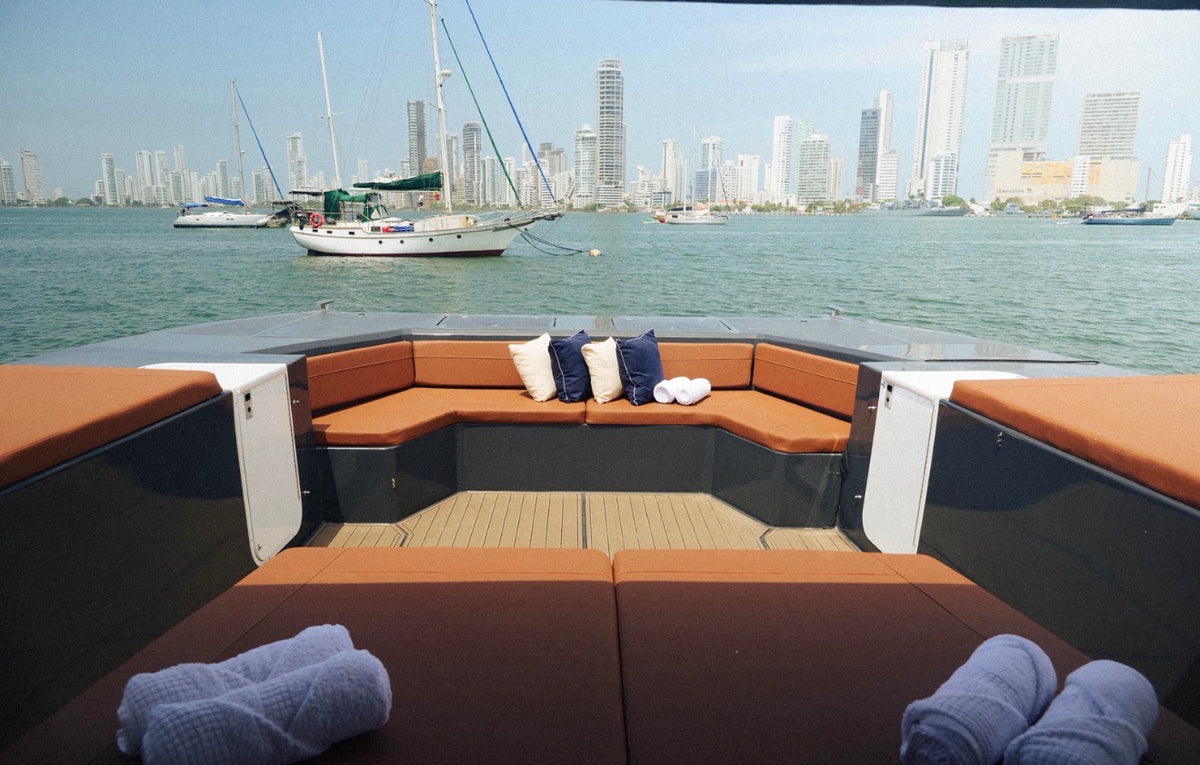 CATAMARAN | 40 PERSONAS