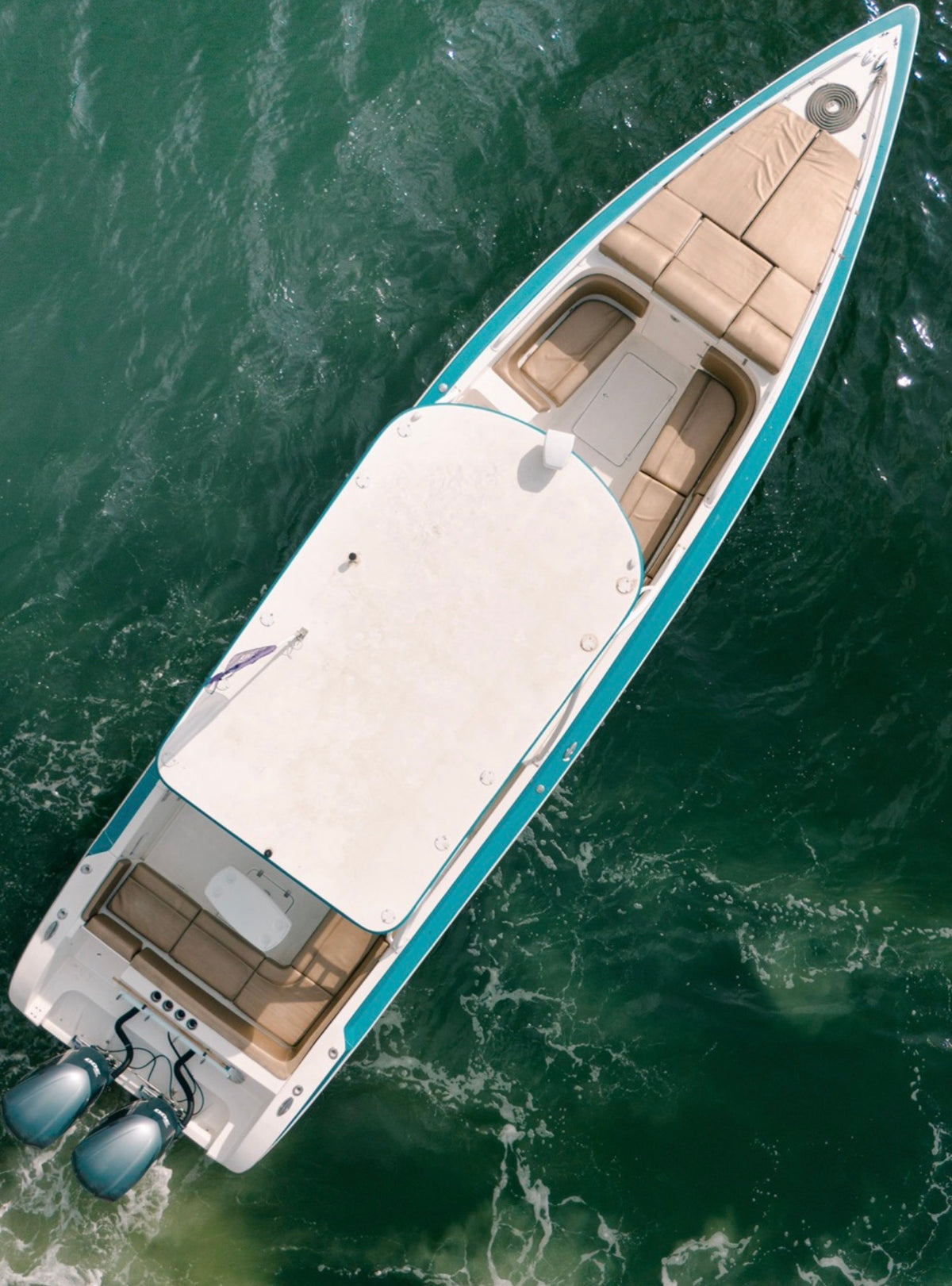 TODOMAR 38FT - 16PAX (FESTIVAL)