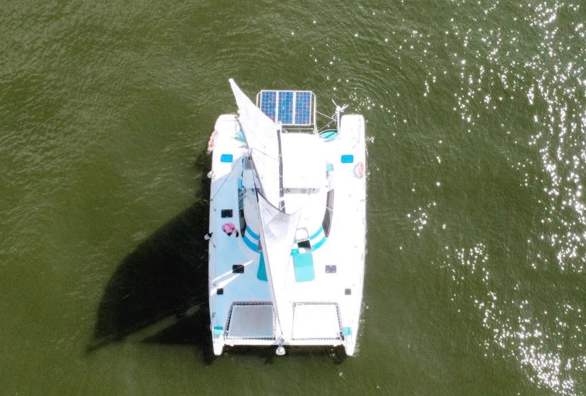CATAMARAN | 16 PERSONAS