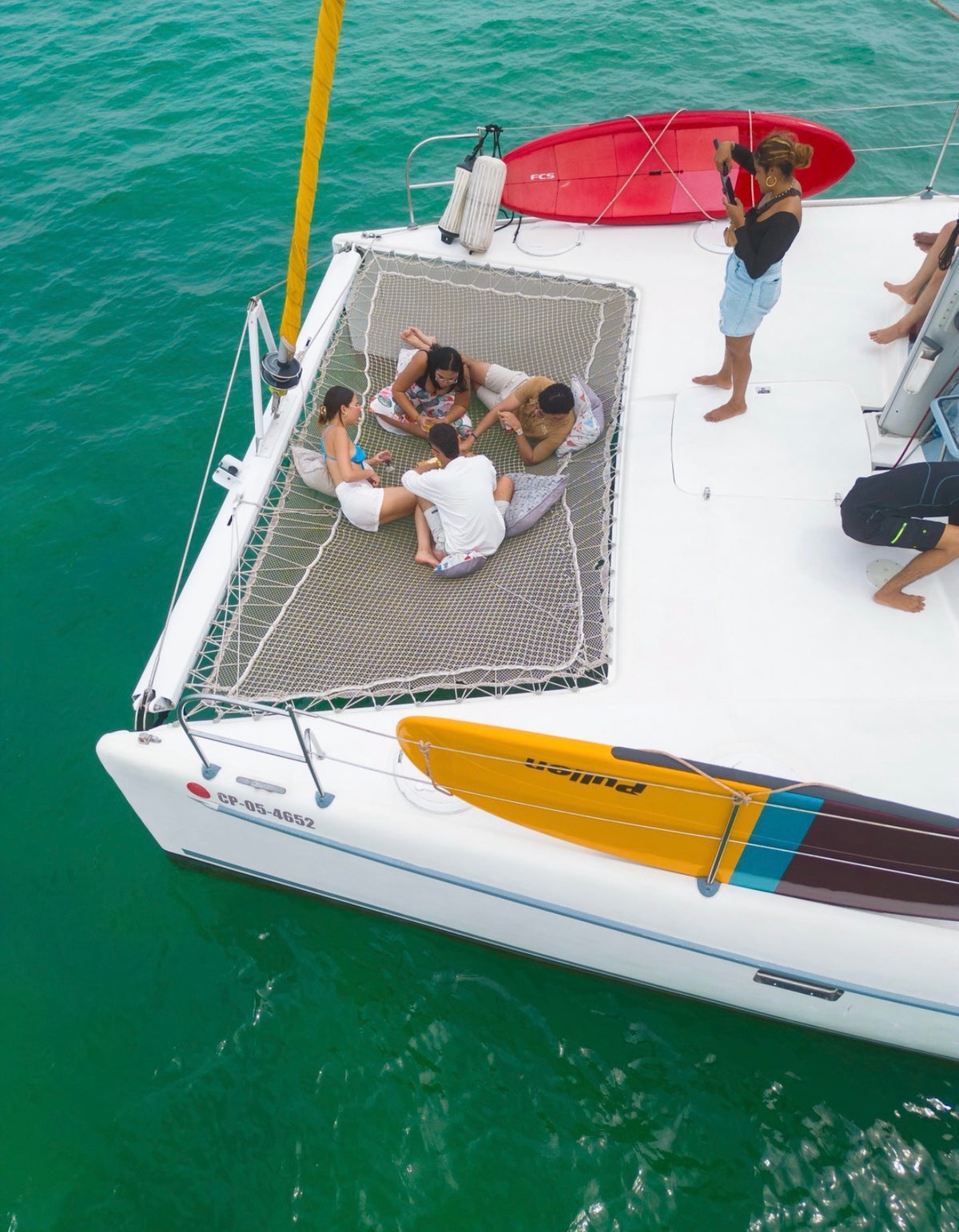 CATAMARAN | 25 PERSONAS