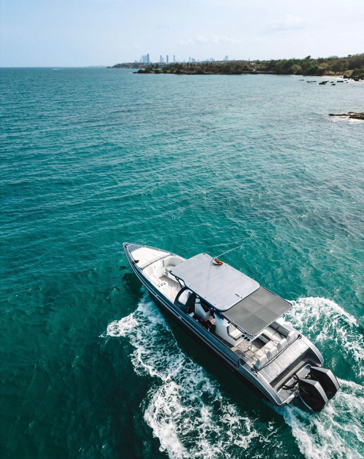 BOTE LUJO 38FT - 14 PERSONAS